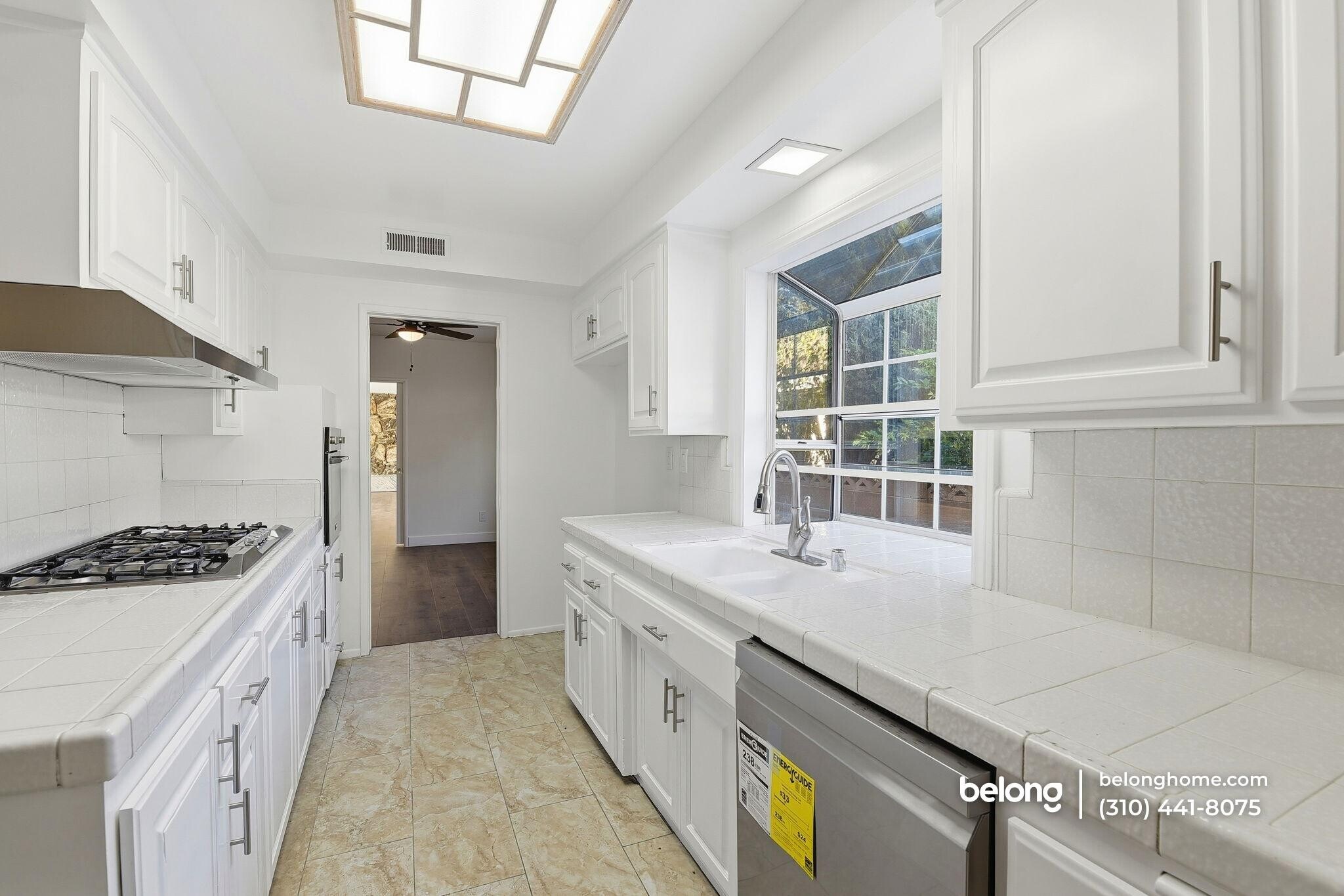 Building Photo - 6539 Petit Ave