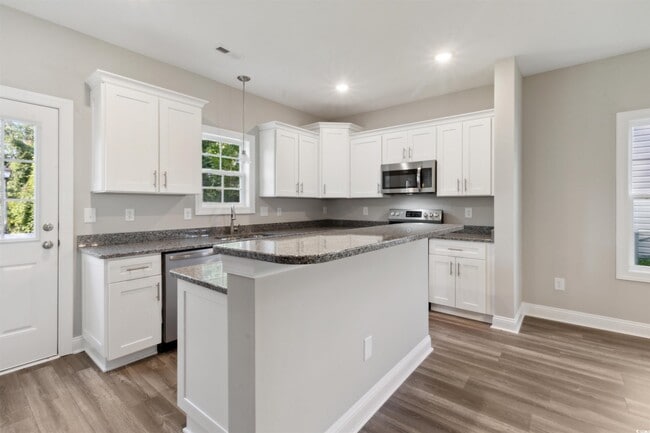 Building Photo - 10412 Holland Ct