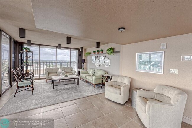 Building Photo - 936 Intracoastal Dr