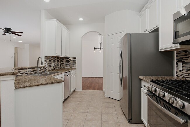 Building Photo - 115 Regan Mead Ct
