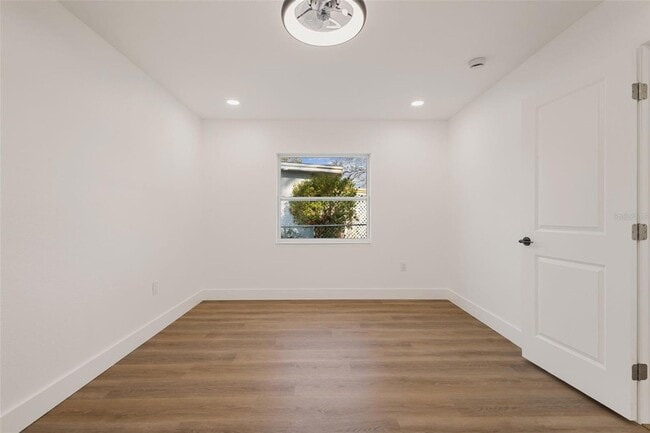 Building Photo - 75 New Jersey Dr