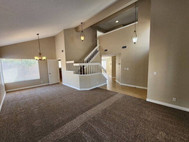 Building Photo - 6703 Dominion Ct