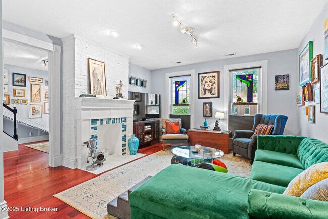 Building Photo - 1742 Frankfort Ave