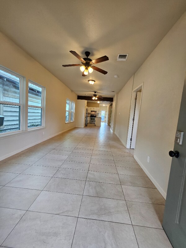 Building Photo - 1016 Center St