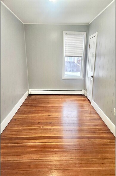 Building Photo - 22-24 Lawn Avenue - Unit #1F