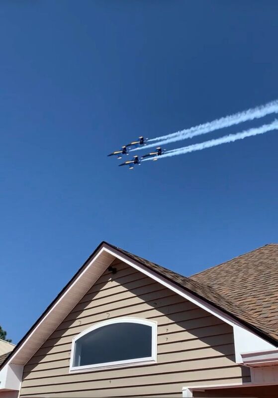 Building Photo - 2572 Gulf Breeze Ave