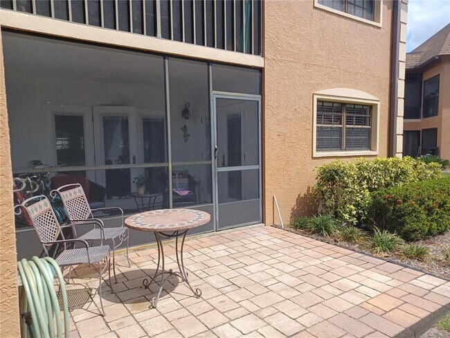 Building Photo - 12900 Vonn Rd