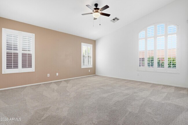 Building Photo - 4441 E Cottonwood Ln