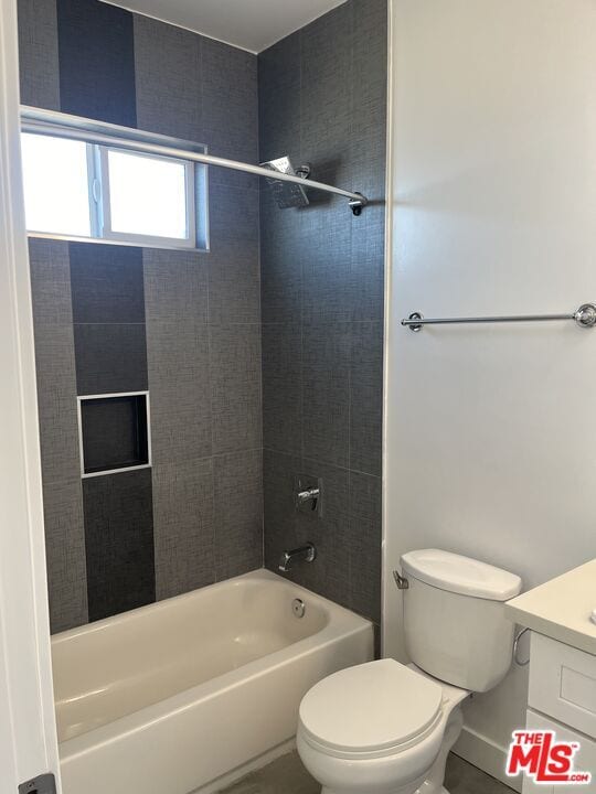 Building Photo - 642 N Manhattan Pl