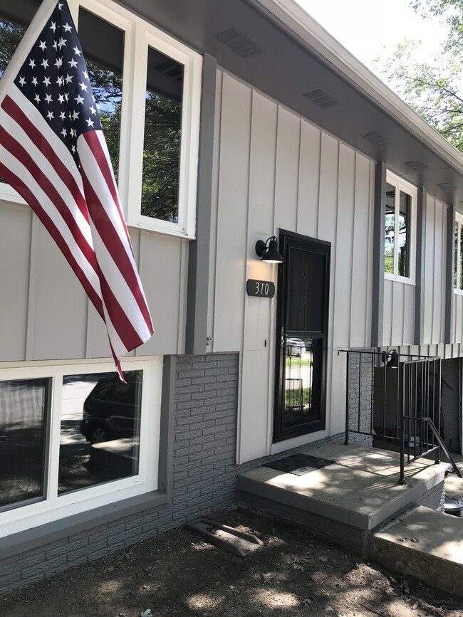 Front - 310 Amhurst St