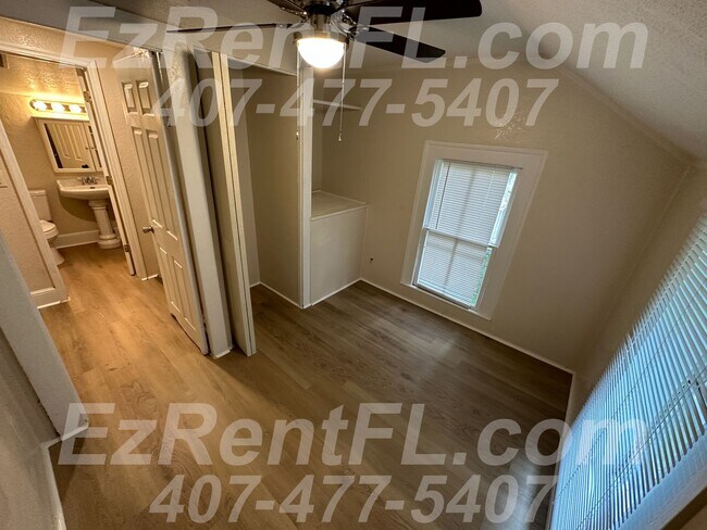 Building Photo - Charming 3/2 in Great Location In Deland