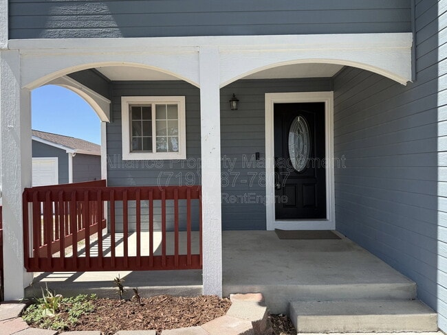 Building Photo - 6510 Oakwood Blvd