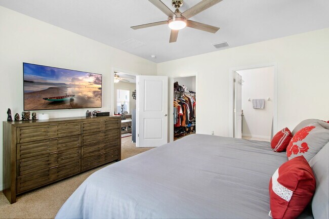 Building Photo - LIKE NEW Home For Rent in Southfork Lakes!