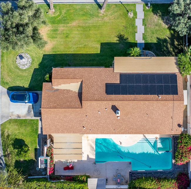 Building Photo - 46555 Cameo Palm Dr