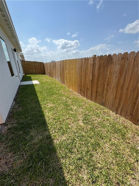 Building Photo - 2305 E Viviana St
