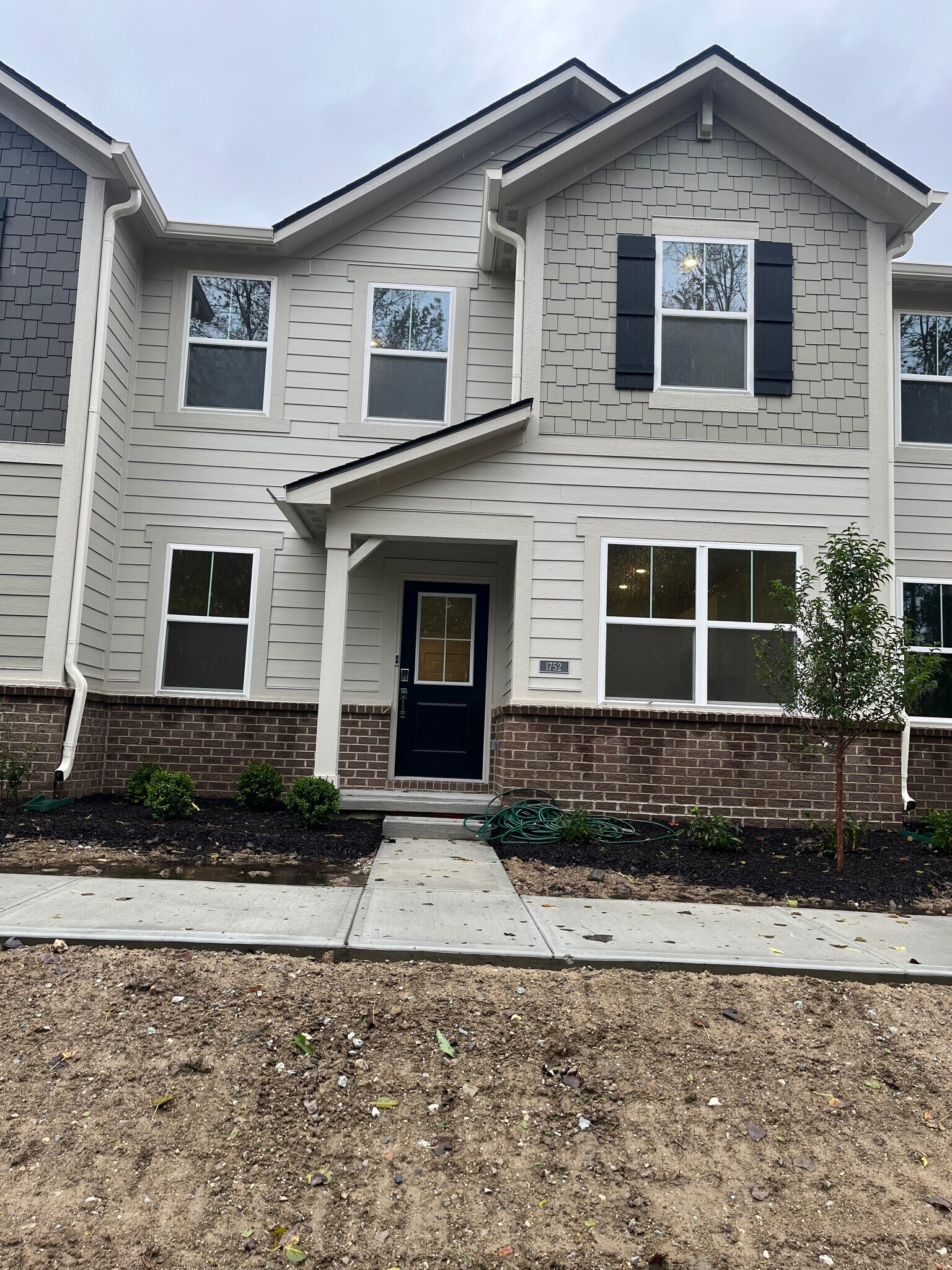 Building Photo - 1752 Trinity Ln