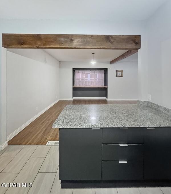 Building Photo - 1305 E Rio Grande Ave