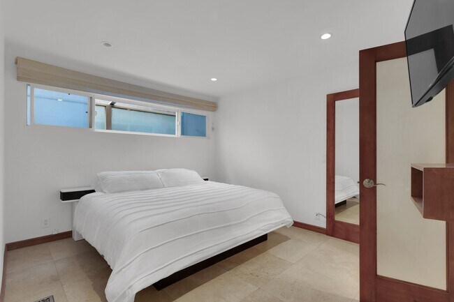 Building Photo - 25234 Malibu Rd