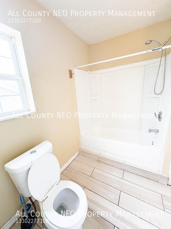 Building Photo - 4116 Denison Ave