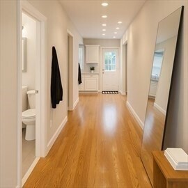 Building Photo - 71 Davison St