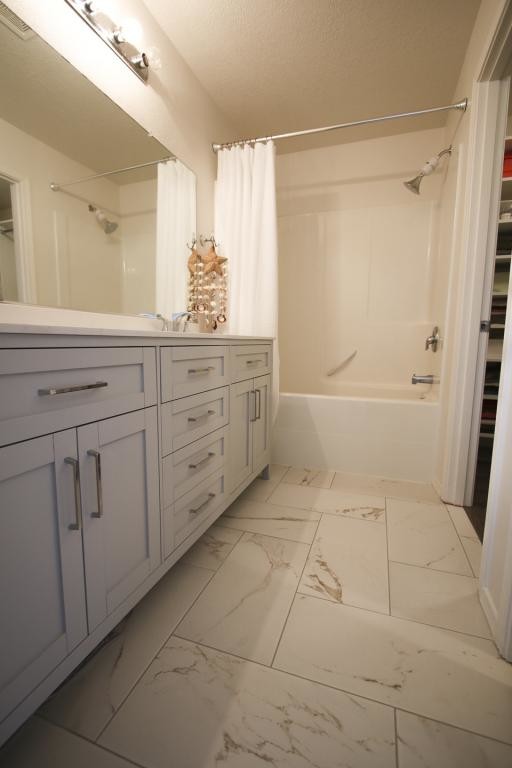 Building Photo - 16075 SW Whistling Swan Ln