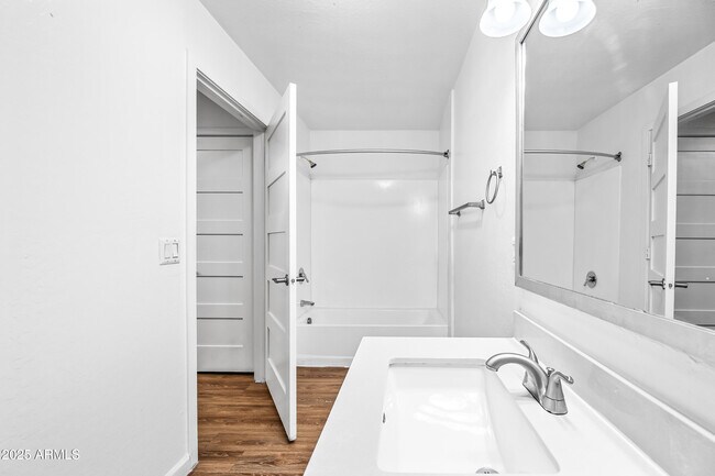 Building Photo - 3065 N 67th Ave