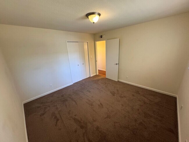 Building Photo - 9304-9306 ElCajon