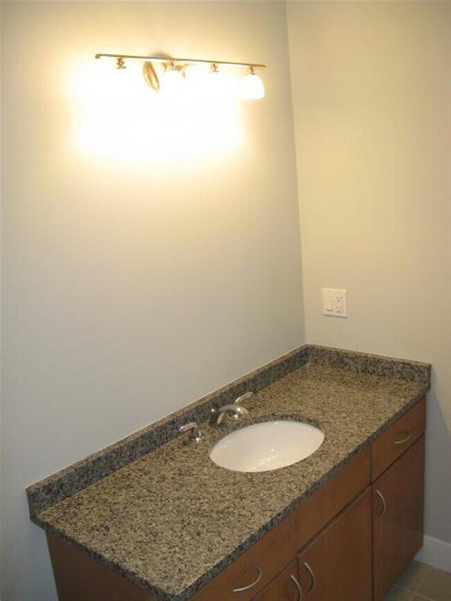 Building Photo - 27 Wheeler St