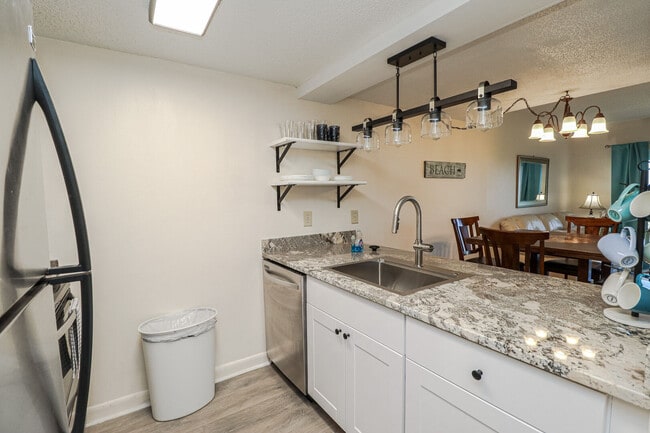 Building Photo - 5930 A1A S