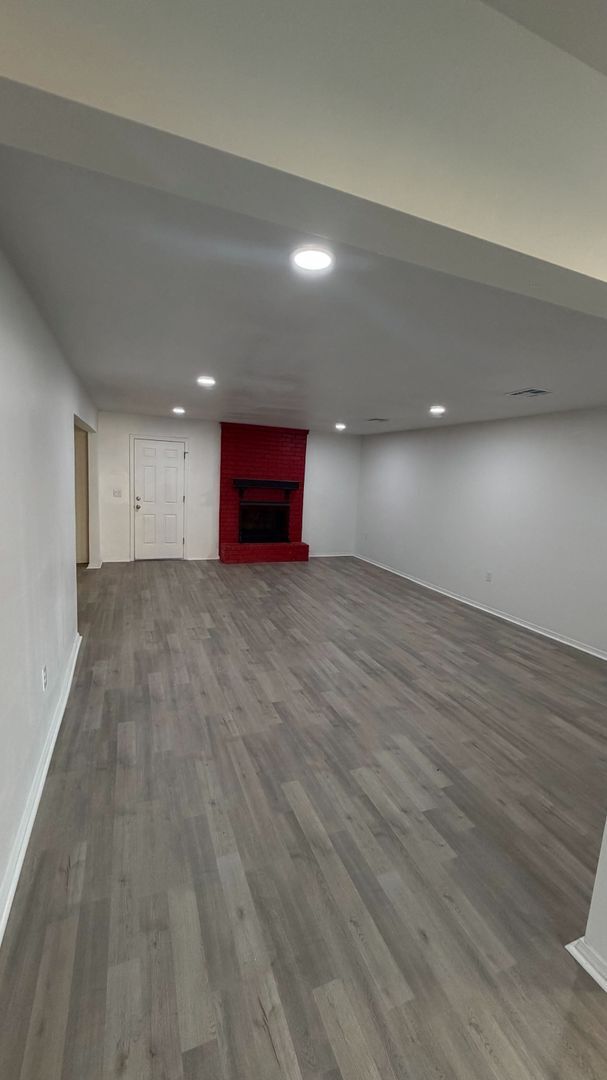 Building Photo - FOR SALE $230,000.00