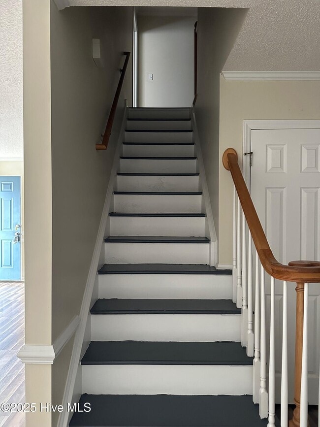 Building Photo - 3917 Sterling Pointe Dr