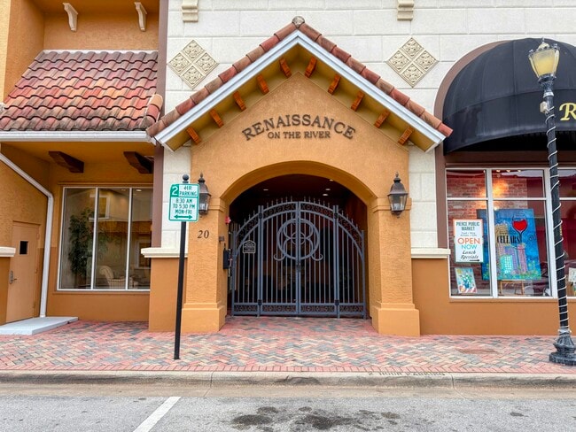 Building Photo - 20 Orange Ave