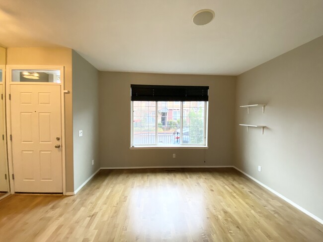 living room - 17080 SW Pleasanton Ln