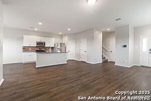 Building Photo - 12802 Lucas Ridge Dr