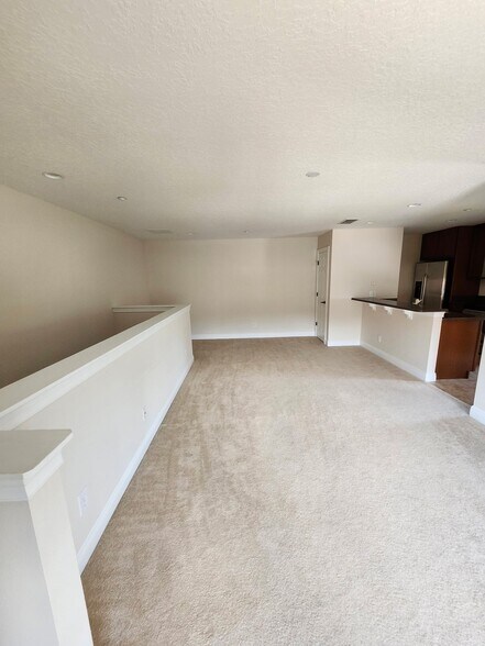 Building Photo - 1027 Juel St