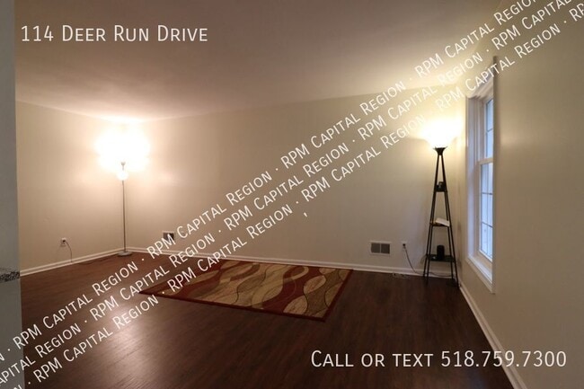 Building Photo - Nicely updated 3 bedroom in the Deer Run n...