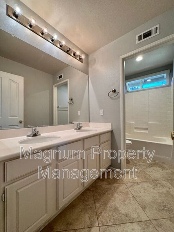 Building Photo - 41713 Niblick Rd