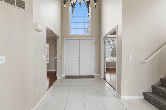 Building Photo - 26493 Isleworth Point