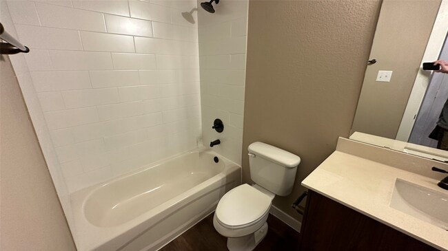 Building Photo - 9820 Grosbeak Ln