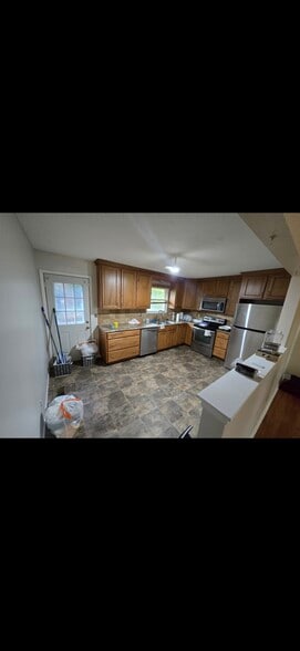 Kitchen - 15006 W 150th Ter