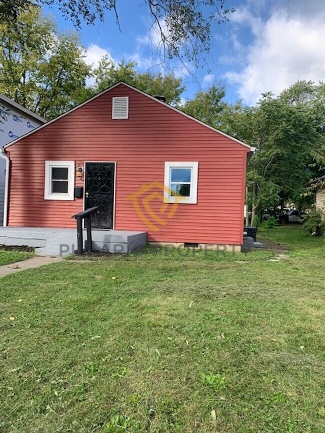 Building Photo - 3214 Hovey St