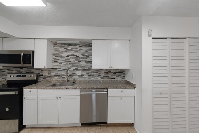 Building Photo - 2565 Terrace Trail