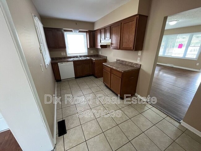 Building Photo - 3209 Lefferson Rd