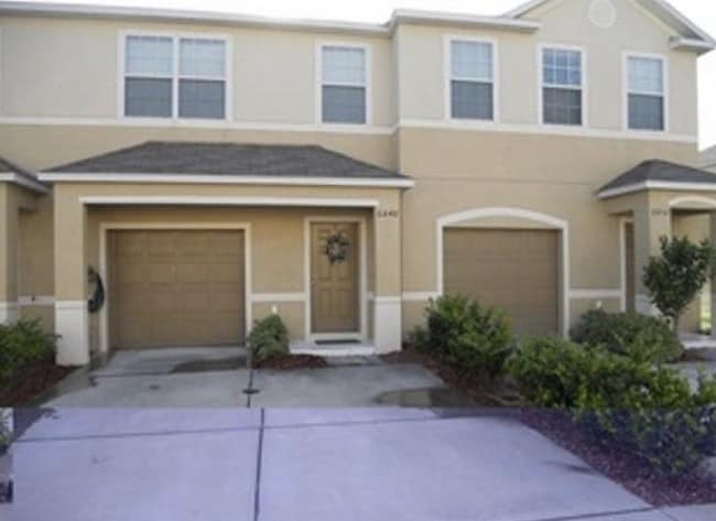 Building Photo - Beautiful 3/2/1 Townhome in Sawgrass Village