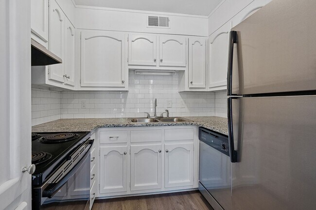 Interior Photo - Redmont Square