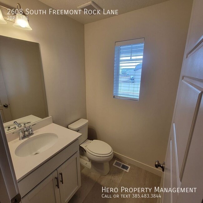 Building Photo - 2608 S Freemont Rock Ln