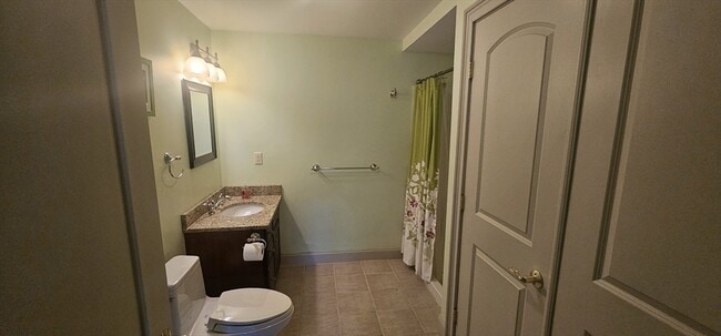 Building Photo - 227 Thurber Ave