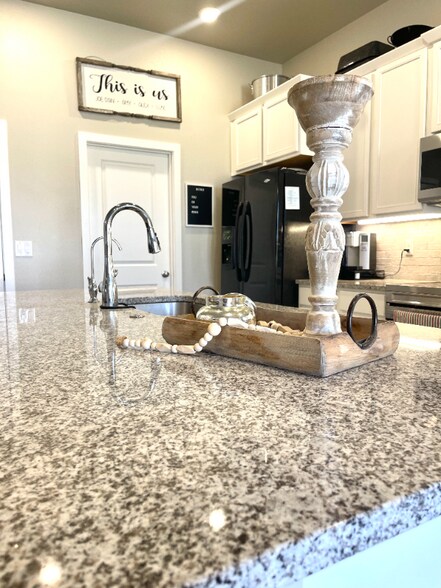 Building Photo - 7418 32nd St