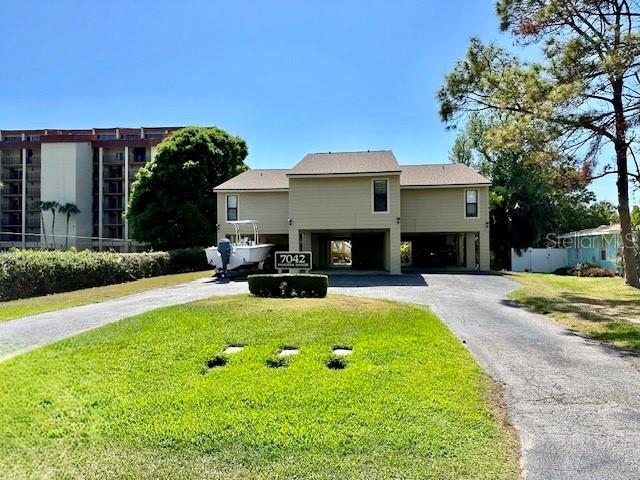 Building Photo - 7042 Hibiscus Ave S