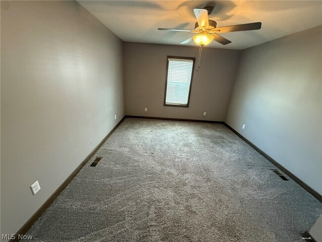 Building Photo - 244 Allen Ln SE